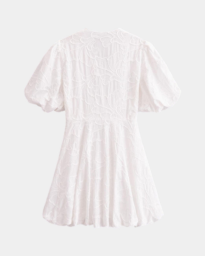 Anastasie | Robe mini brodées à manches volantées