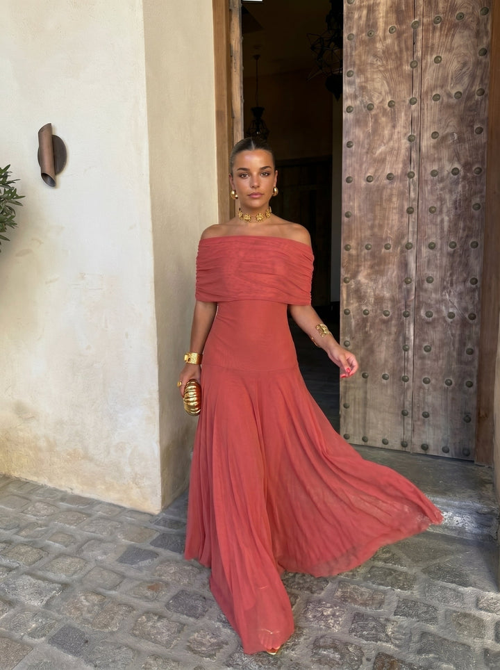 Théa| Robe fluide à épaules dénudées